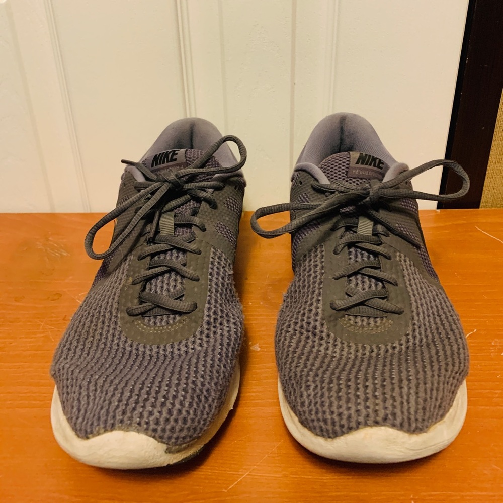 Men's Nike running shoes